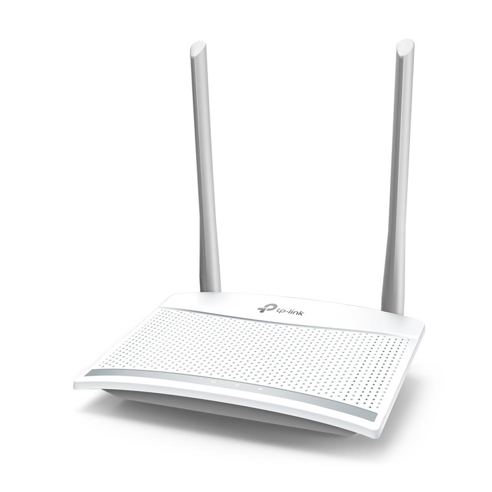 Rear view of LAN and WAN ports of TP-LINK TL-WR820N Wi-Fi router